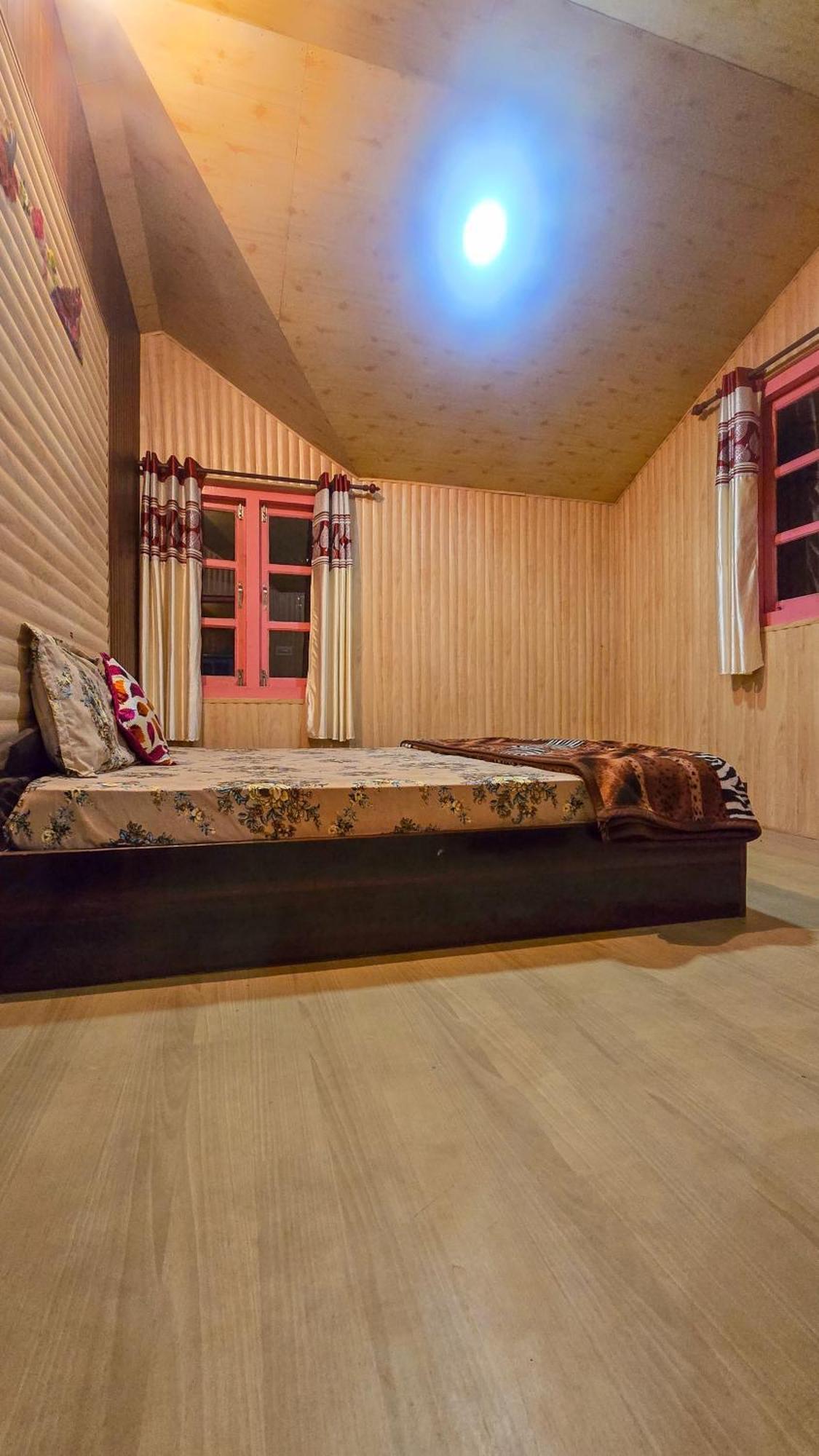 The City Escape Farmstay Simlá Szoba fotó